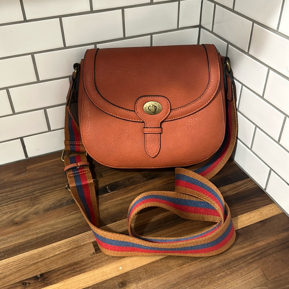 Universal Thread Crossbody Bag